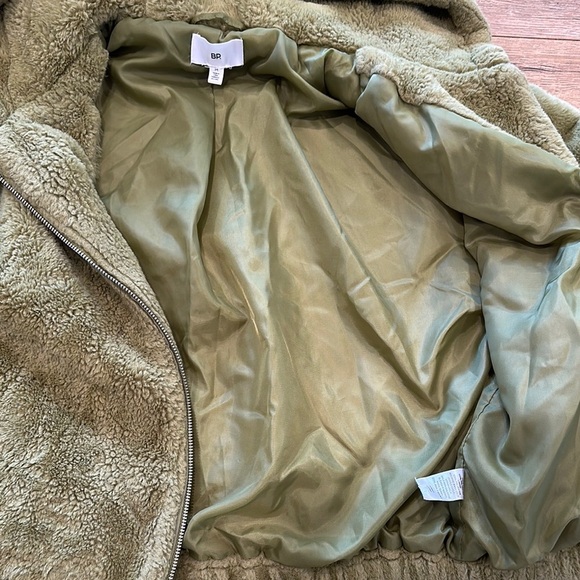 Brass Plum BP Cozy Olive Green Faux Fur Hoodie Size Medium - Picture 4 of 5